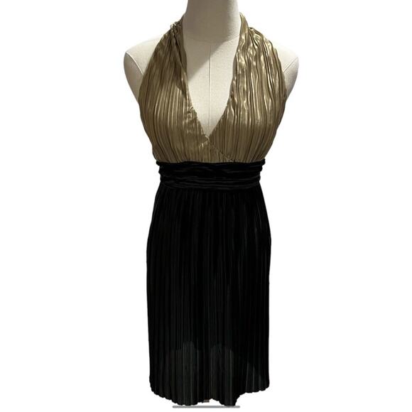 STELLA & JAMIE NEW NWT Black and Champagne Pleated Halter Open Back Dress Small - Picture 1 of 16